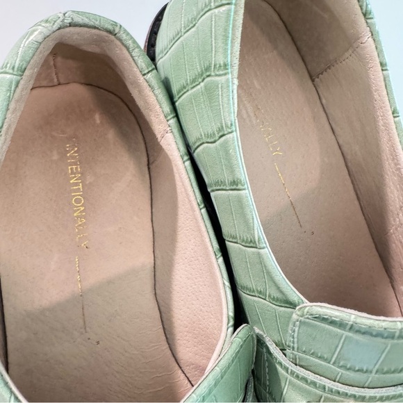 NWOT Intentionally Blank HK2 Oxford Platform Loafer in Pistachio Green Size 6 - Picture 5 of 7